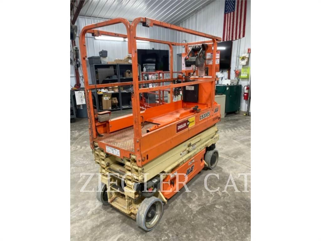 JLG 1930ES Makasli platformlar