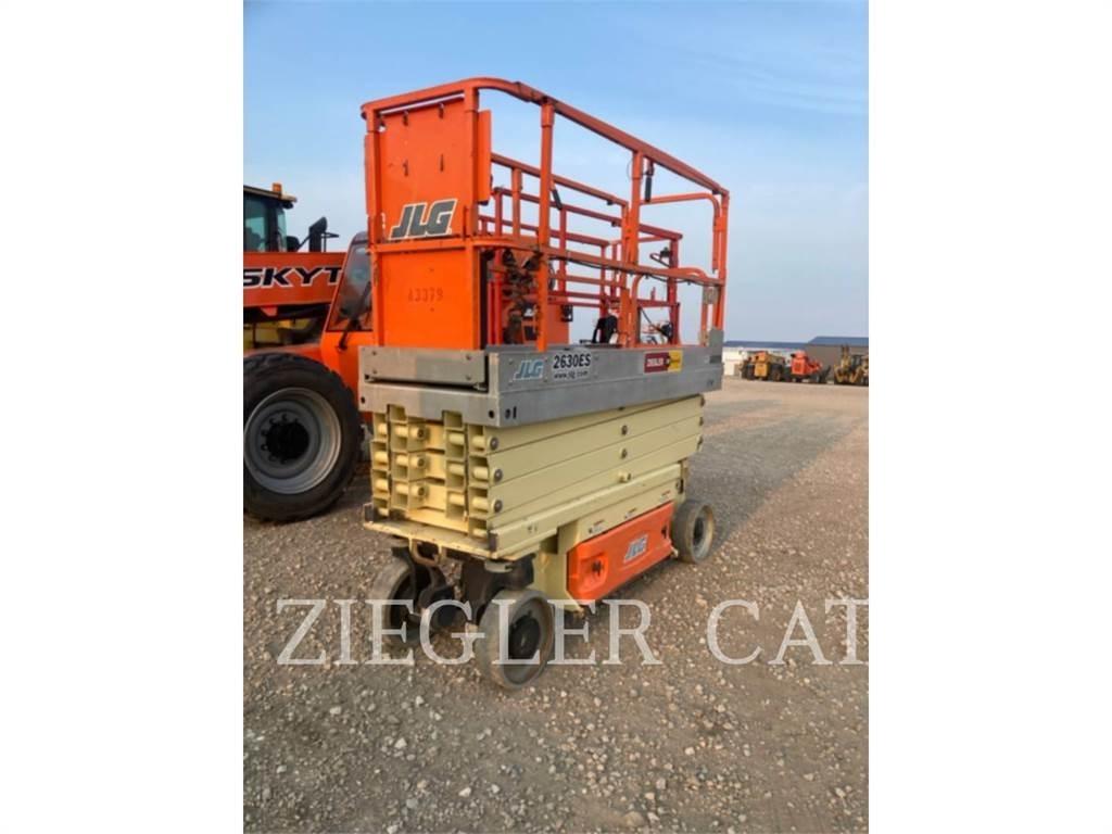 JLG 2630ES Makasli platformlar