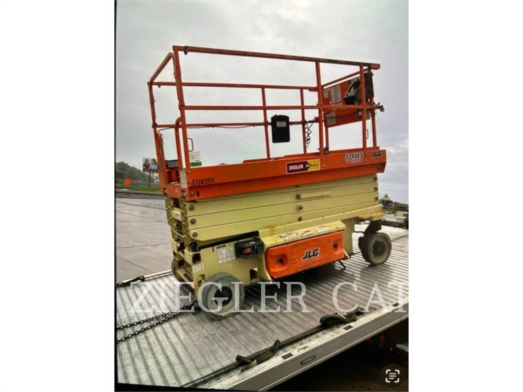 JLG 3246ES Makasli platformlar