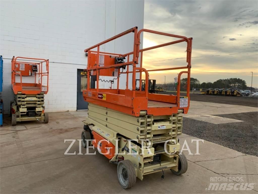 JLG 3246ES Makasli platformlar