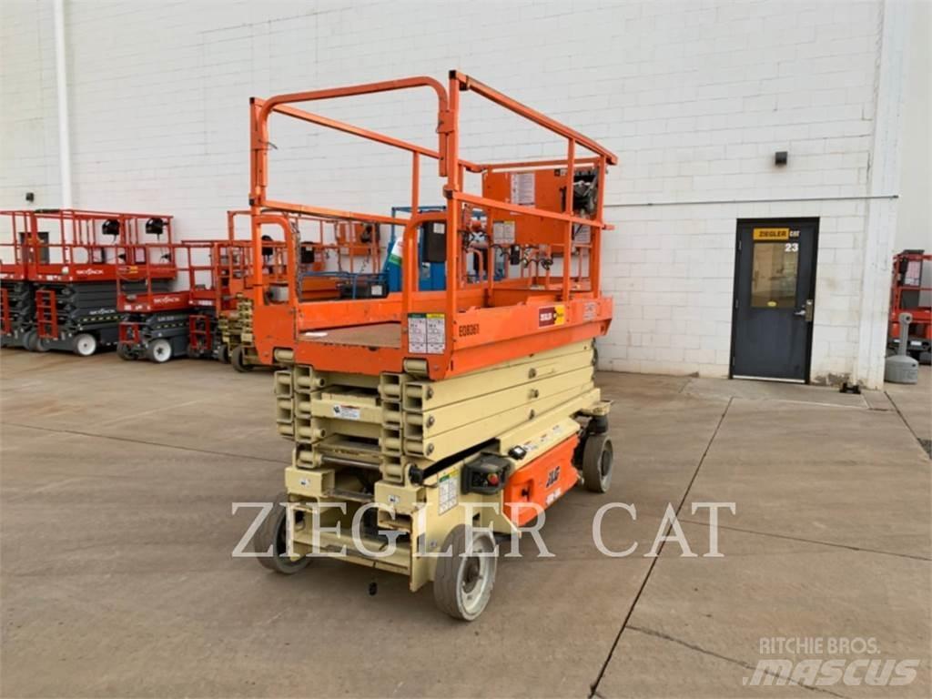 JLG 3246ES Makasli platformlar