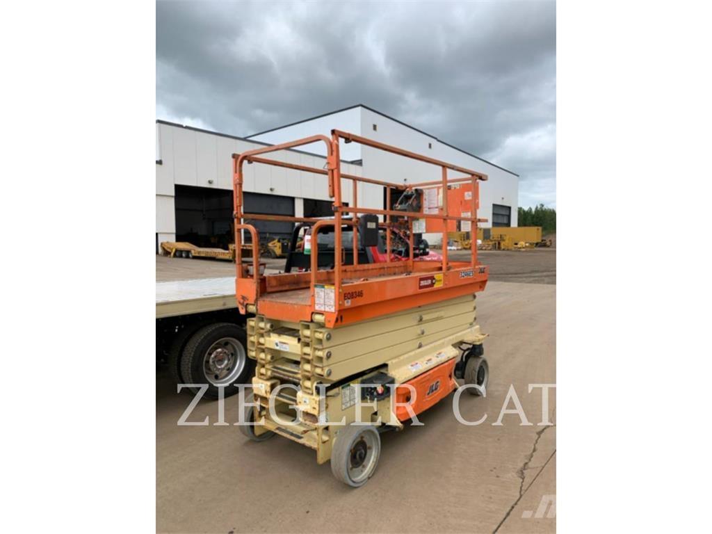 JLG 3246ES Makasli platformlar