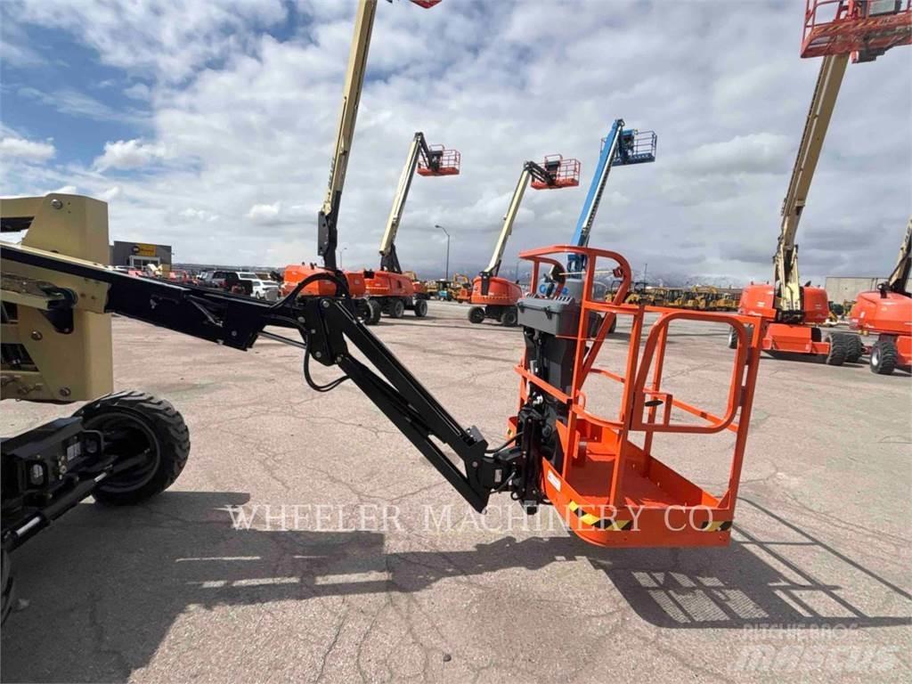 JLG 340AJ Körüklü personel platformları