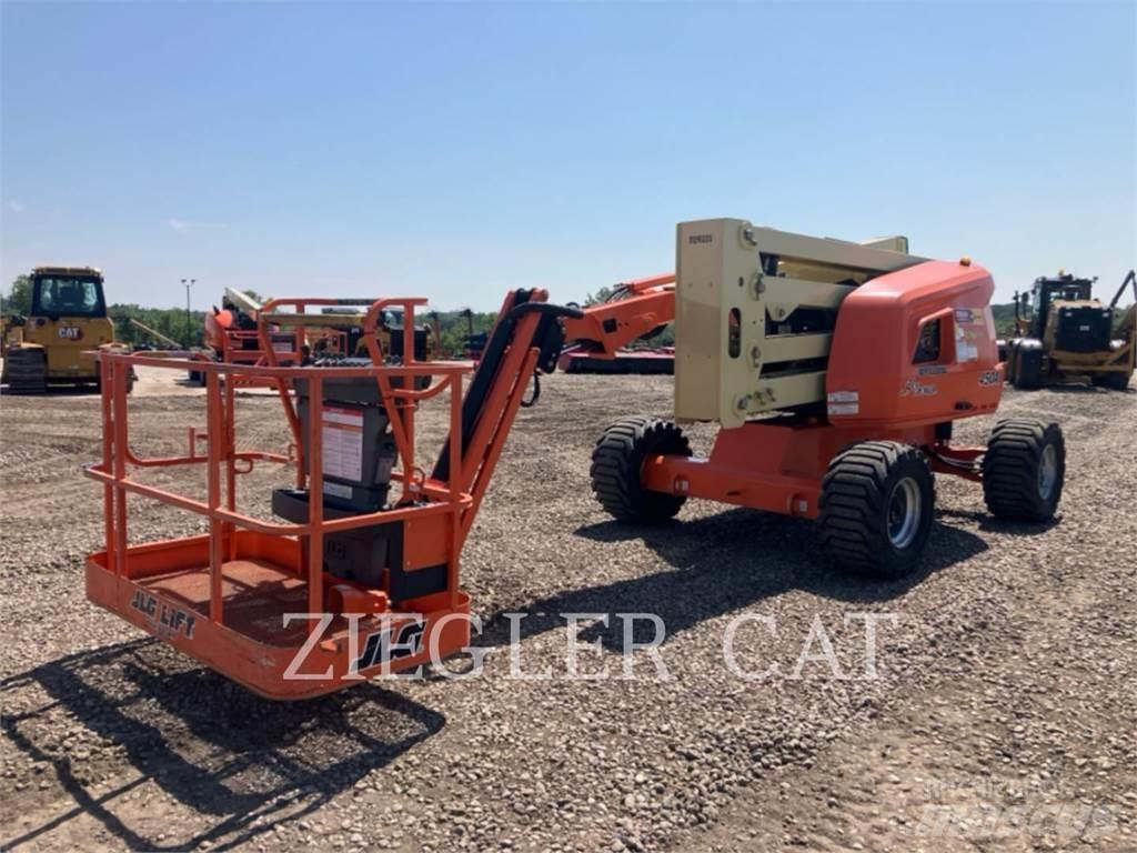 JLG 450AJ Körüklü personel platformları