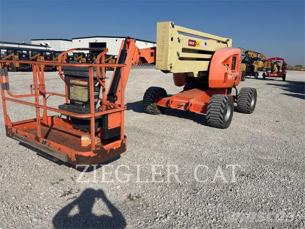 JLG 450AJ Körüklü personel platformları
