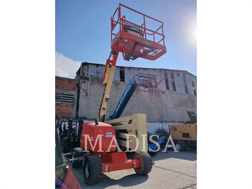 JLG 450AJ 4WD Körüklü personel platformları