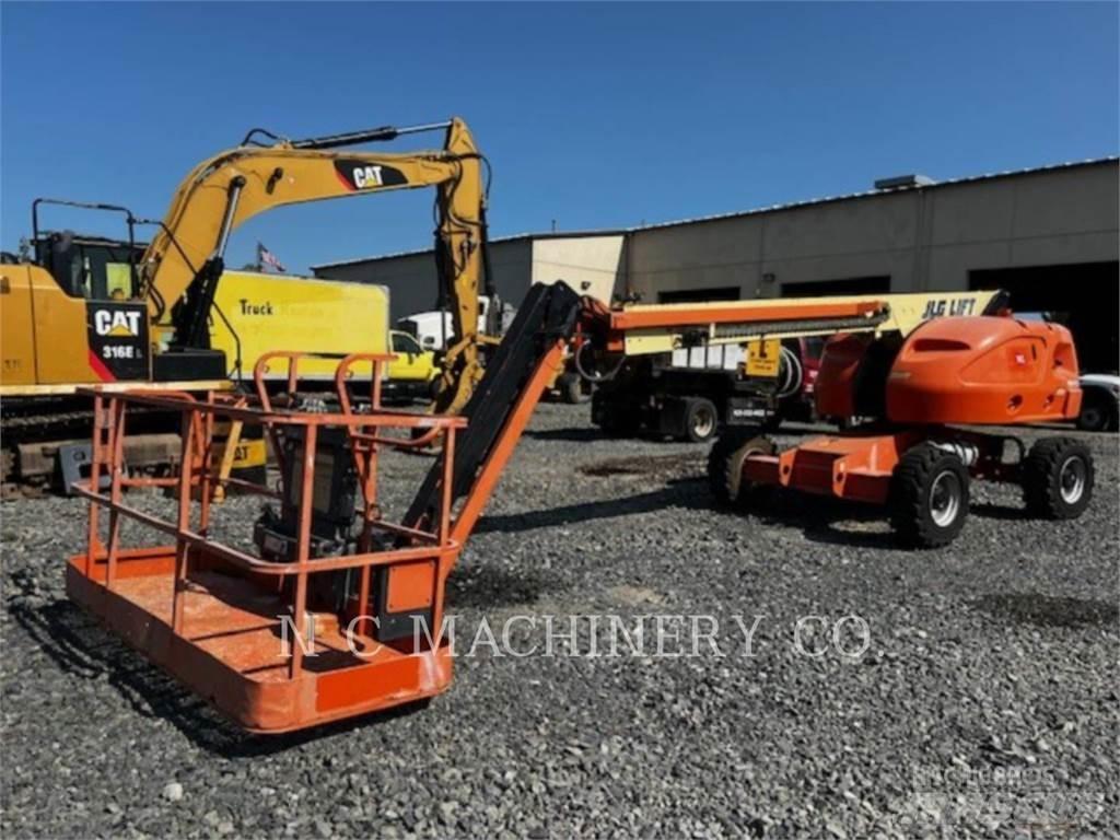JLG 460SJ Paletli ekskavatörler