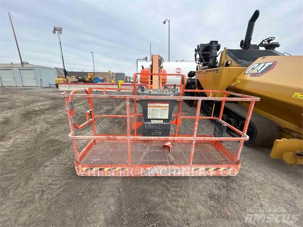 JLG 460SJ Körüklü personel platformları