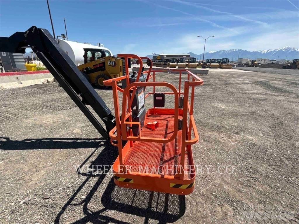 JLG 460SJ Körüklü personel platformları