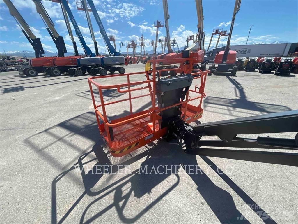 JLG 460SJ Körüklü personel platformları