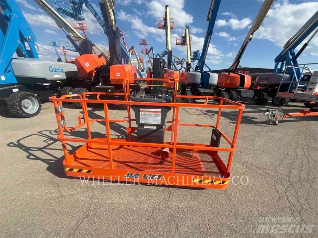 JLG 460SJ Körüklü personel platformları