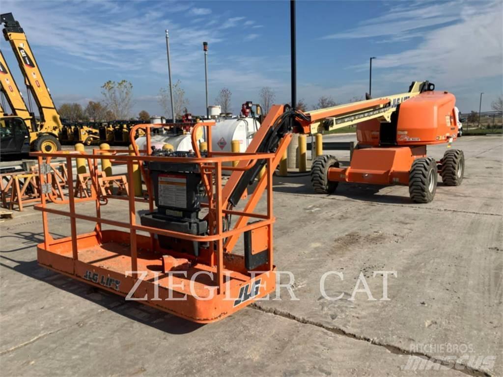 JLG 460SJ Körüklü personel platformları