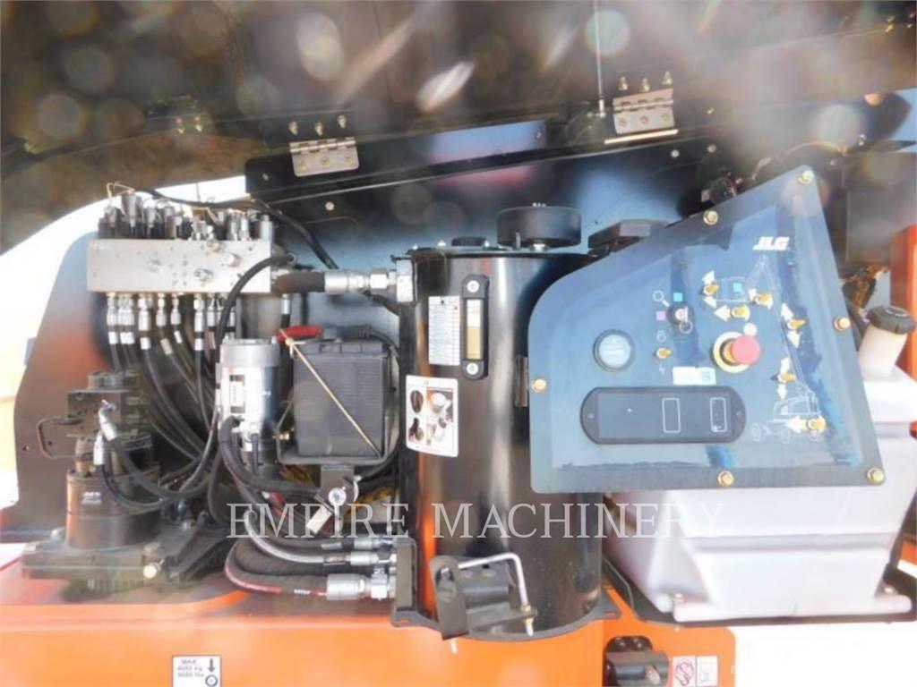 JLG 460SJ Körüklü personel platformları