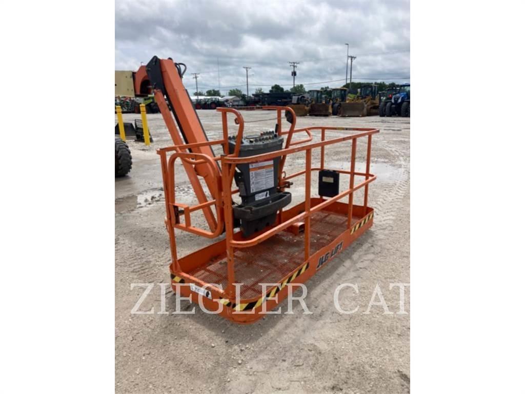 JLG 460SJ Körüklü personel platformları