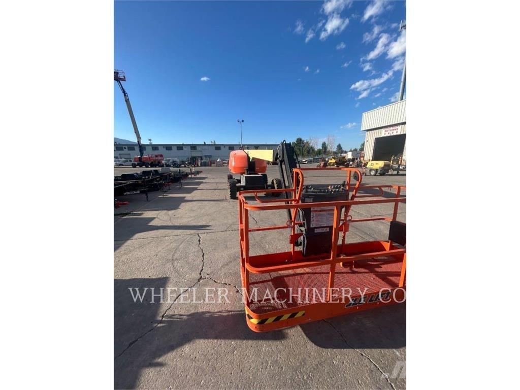 JLG 460SJ Körüklü personel platformları