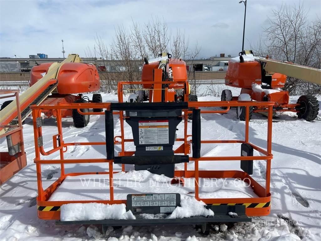 JLG 460SJ SP Körüklü personel platformları