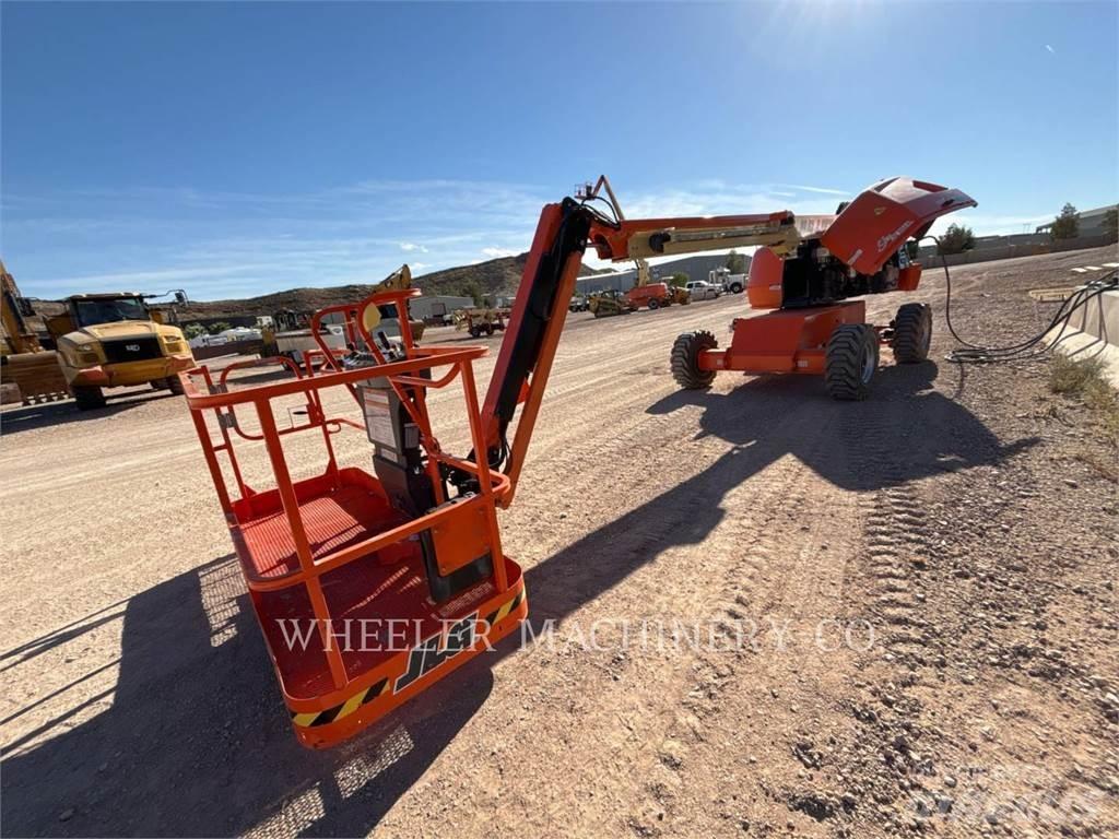 JLG 460SJ SP Körüklü personel platformları