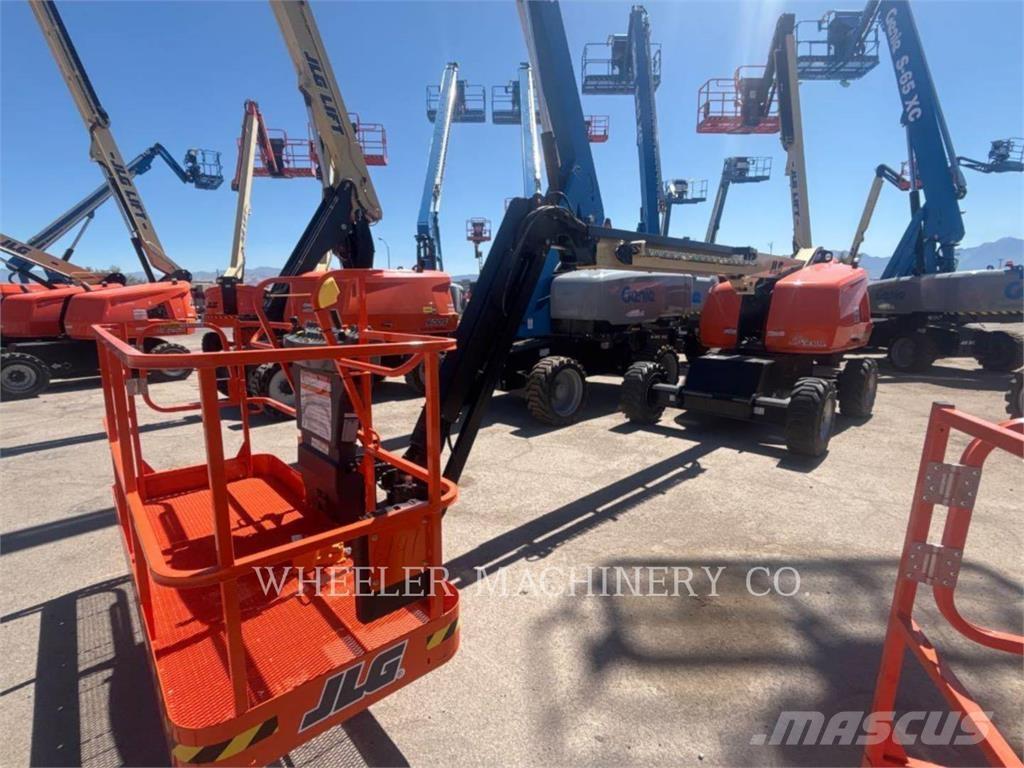 JLG 460SJ SP Körüklü personel platformları