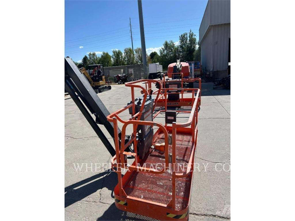 JLG 460SJ SP Körüklü personel platformları