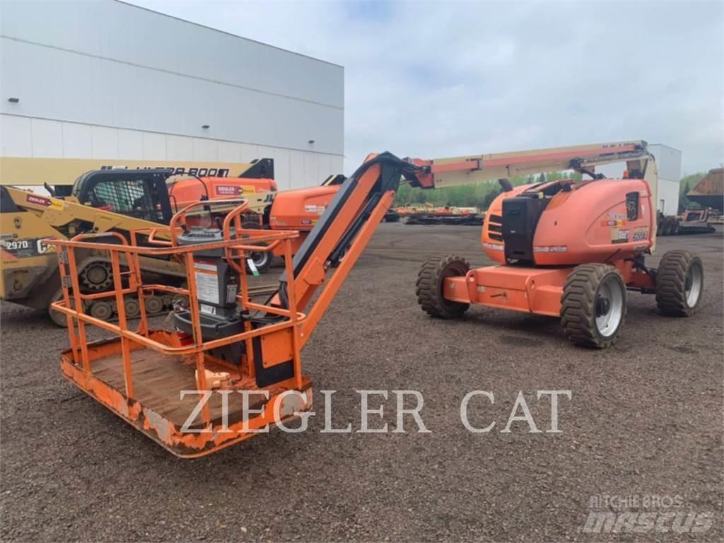 JLG 600AJ Körüklü personel platformları