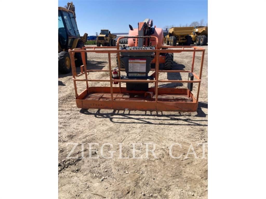 JLG 600AJ Körüklü personel platformları
