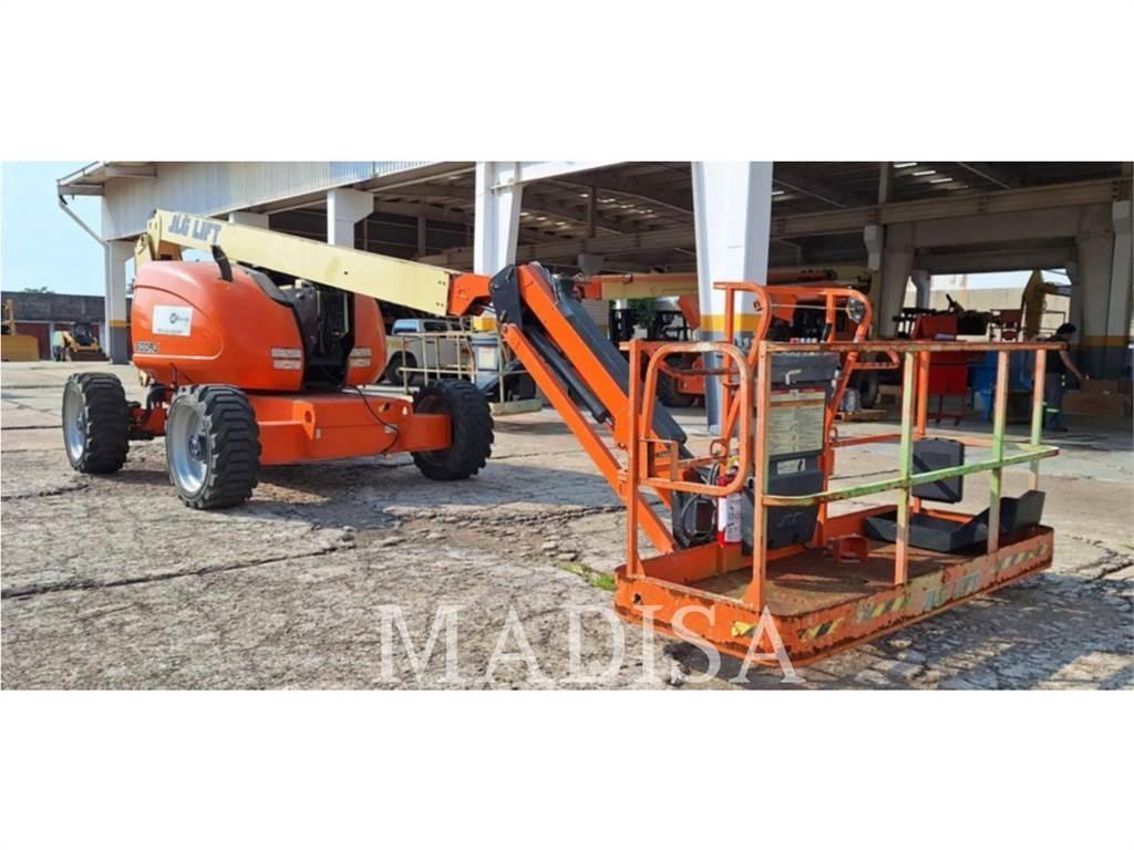JLG 600AJ Körüklü personel platformları