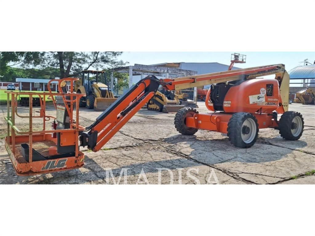 JLG 600AJ Körüklü personel platformları