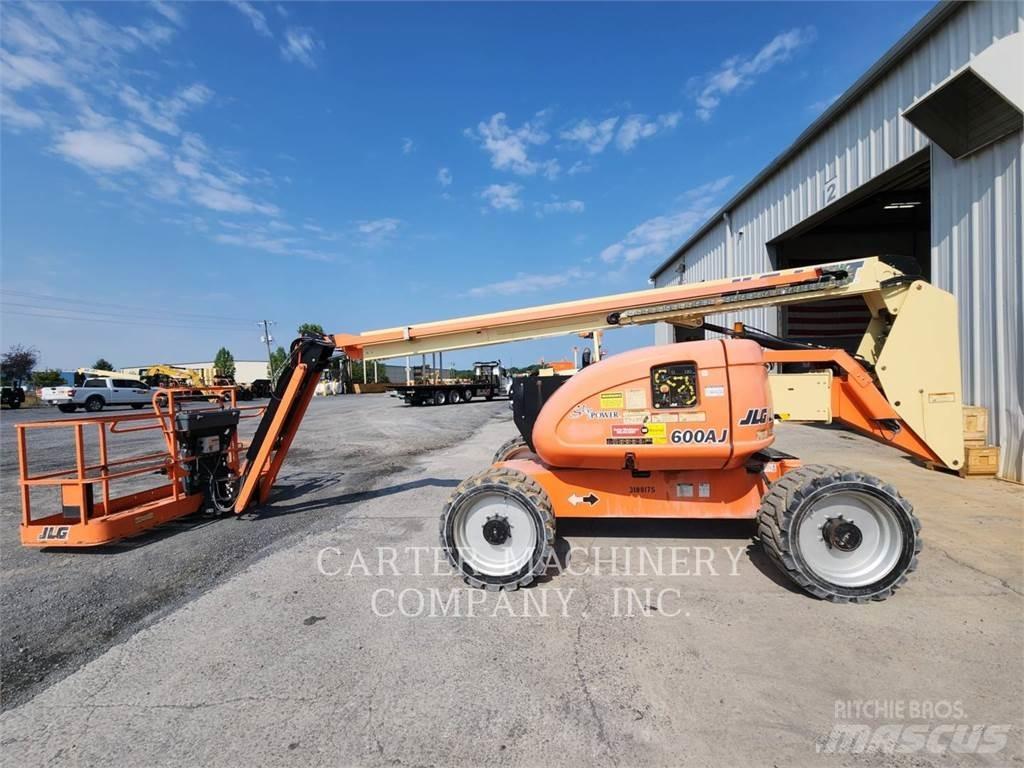 JLG 600AJ Körüklü personel platformları