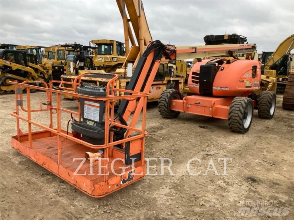 JLG 600AJ Körüklü personel platformları