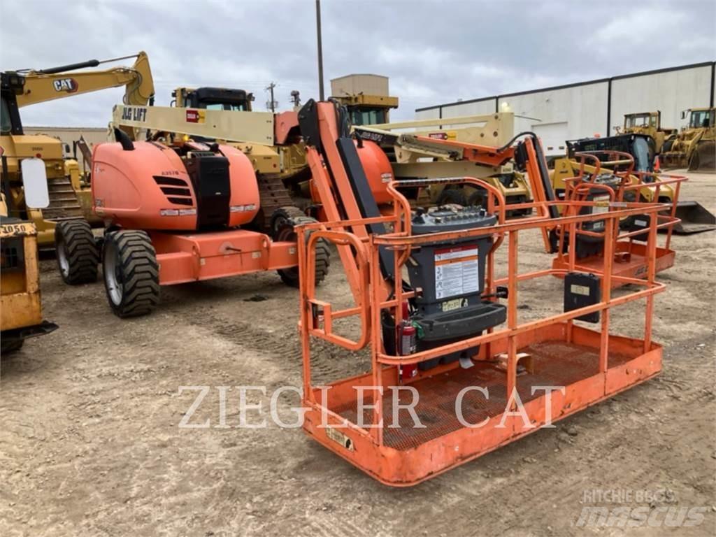 JLG 600AJ Körüklü personel platformları