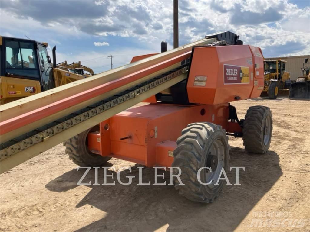 JLG 600S Körüklü personel platformları