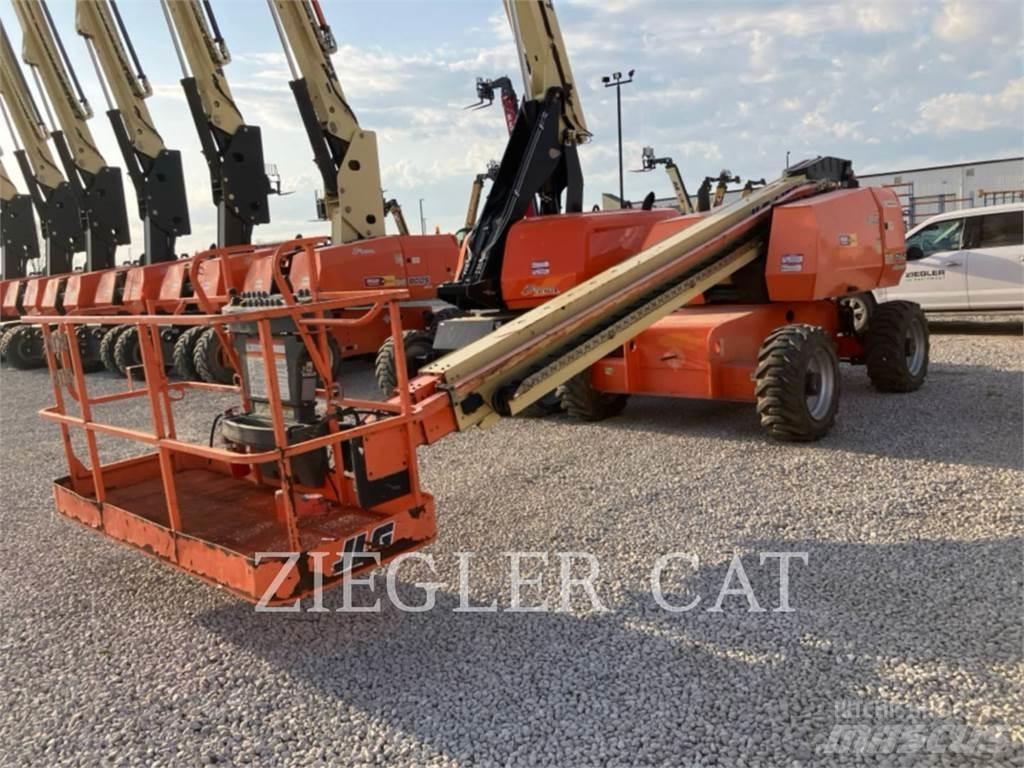 JLG 600S Körüklü personel platformları