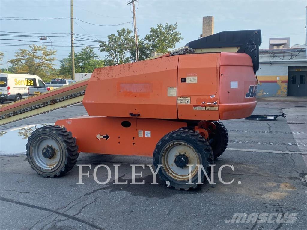 JLG 600S Körüklü personel platformları