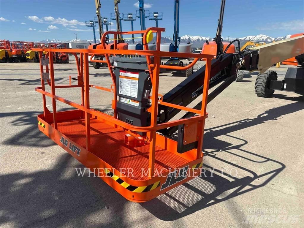 JLG 660SJ Körüklü personel platformları