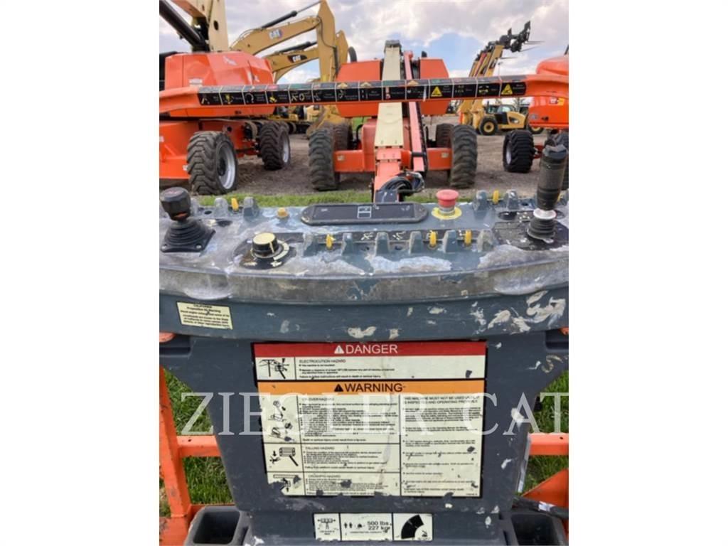JLG 660SJ Körüklü personel platformları