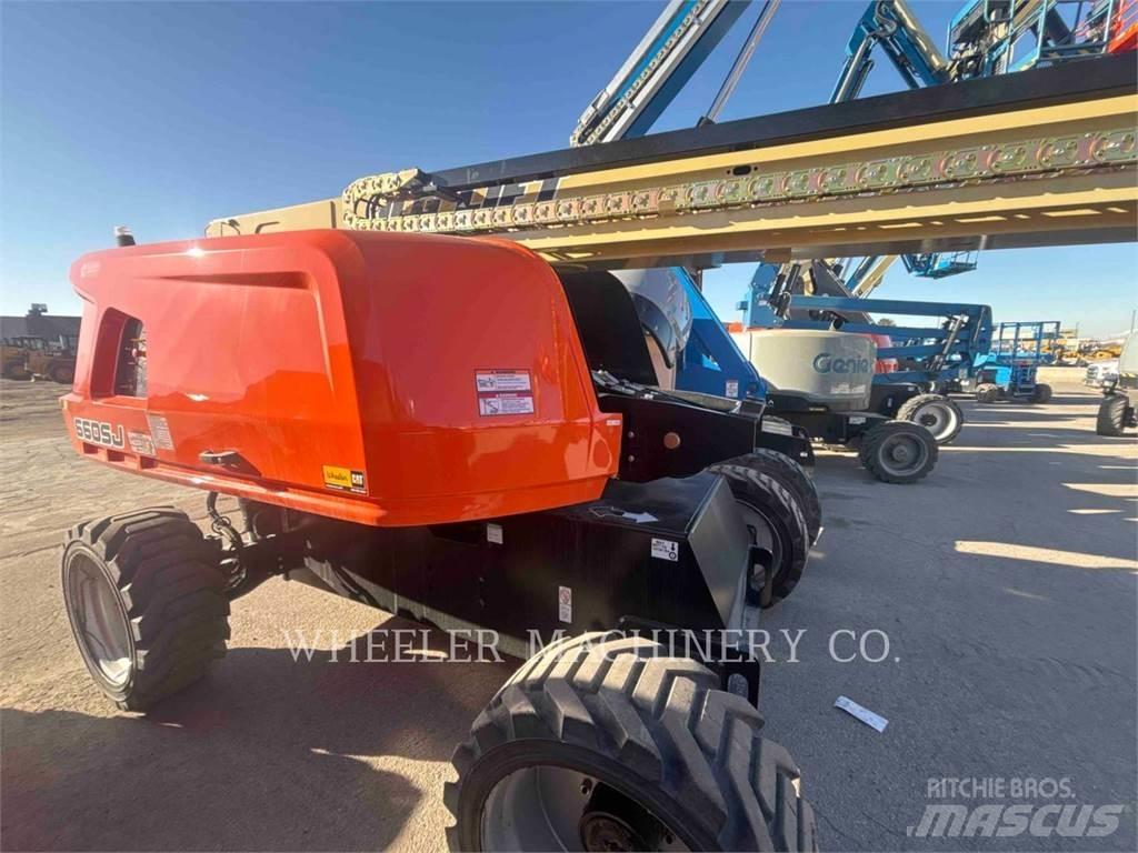 JLG 660SJ Körüklü personel platformları