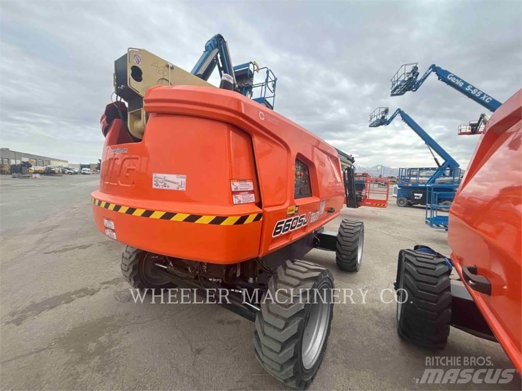 JLG 660SJ Körüklü personel platformları