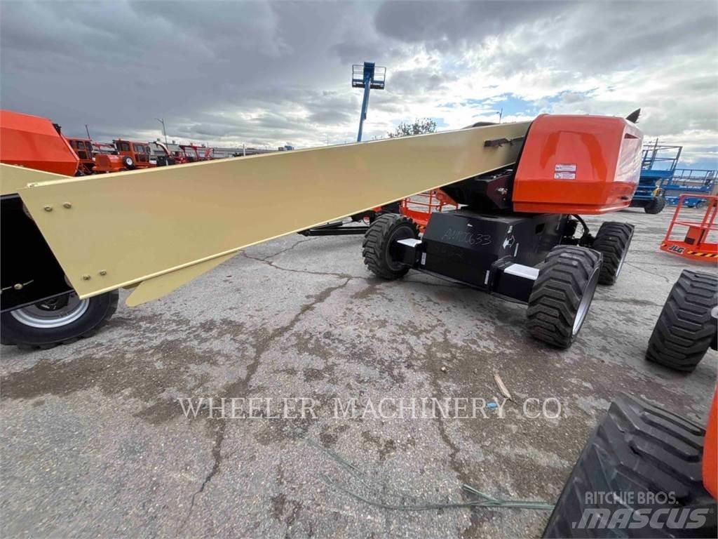 JLG 660SJ Körüklü personel platformları