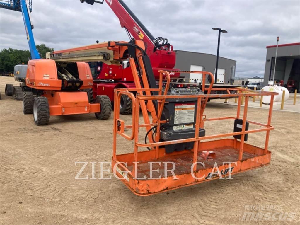 JLG 660SJ Körüklü personel platformları