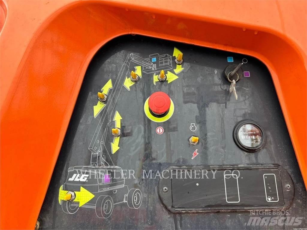 JLG 660SJ SP Körüklü personel platformları