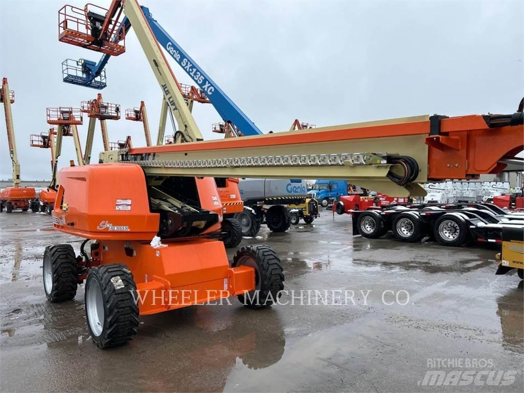 JLG 660SJ SP Körüklü personel platformları