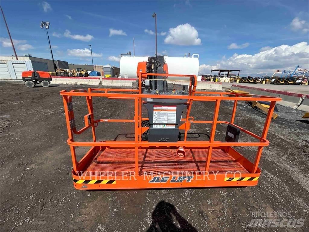 JLG 660SJ SP Körüklü personel platformları