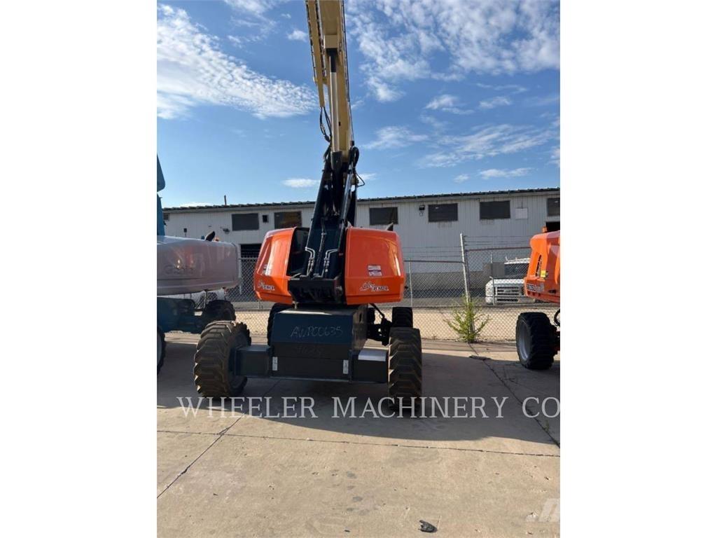 JLG 660SJ SP Körüklü personel platformları