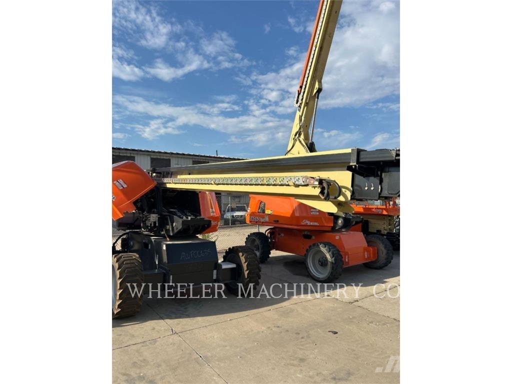 JLG 660SJ SP Körüklü personel platformları