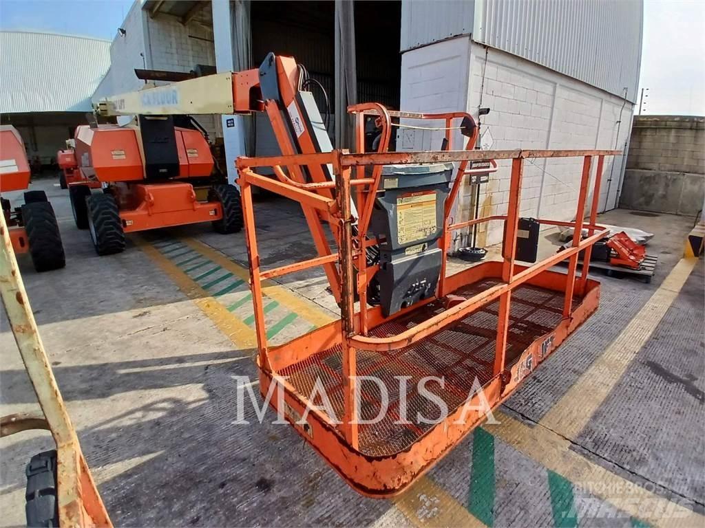 JLG 800 AJ Körüklü personel platformları