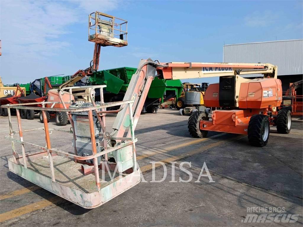 JLG 800 AJ Körüklü personel platformları