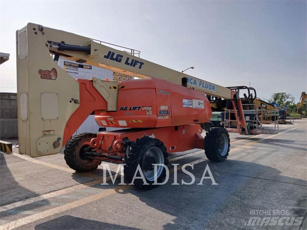 JLG 800 AJ Körüklü personel platformları