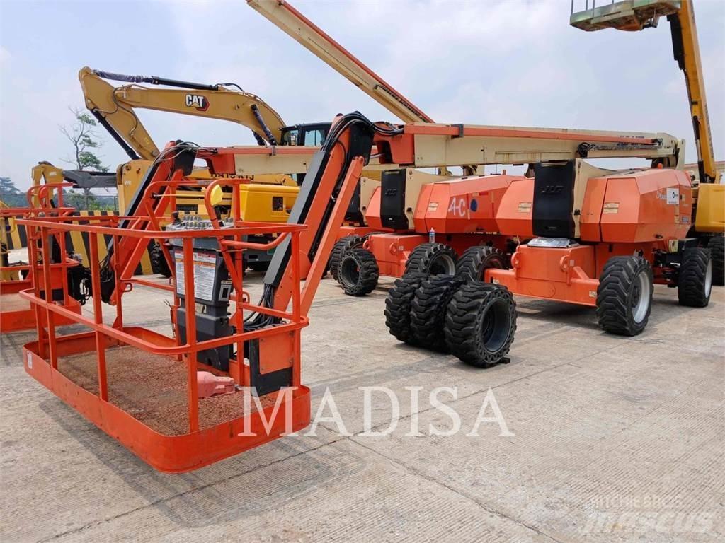 JLG 800 AJ Körüklü personel platformları
