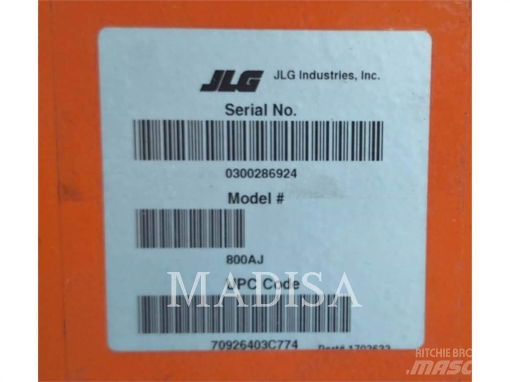JLG 800 AJ Körüklü personel platformları
