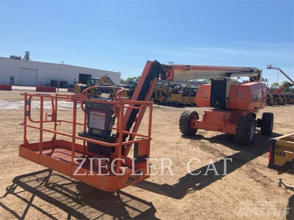 JLG 800AJ Körüklü personel platformları